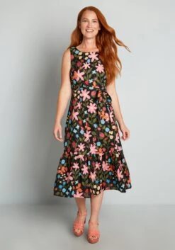 Wild Strawberry Bouquet Midi Dress -Bunny Shop 206113 CB0001 3