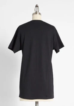 Visit The Moon Graphic Tee -Bunny Shop 27f79aebdabe18a17bae49ad308b8df0