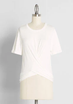 A Twist Of Fun Knit Top -Bunny Shop 2a090256e800e6e0eb9b9e9d2bf9e45c