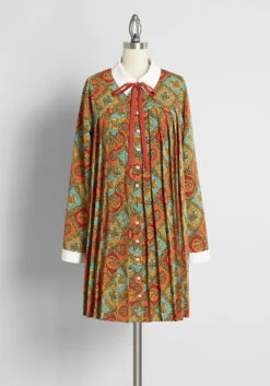 Can't Stop The Pleat Shift Dress