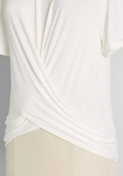 A Twist Of Fun Knit Top -Bunny Shop 9aeda503d6c7dece6bb4f836da72f5d4