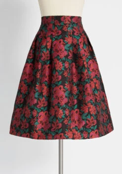 Molly Bracken Snow Covered Conservatory Skirt