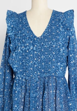 Twirl About A Tidal Wave Top -Bunny Shop be0d0b20d8e7aa48de948b4d1de32d00